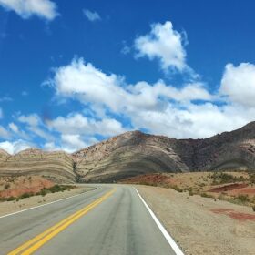 DE LOS COLORES DE HUMAHUACA AL INFINITO DE LAS SALINAS - JUJUY