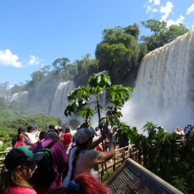 DESCUBRE LA MAGIA DE IGUAZÚ: UN VIAJE INOLVIDABLE